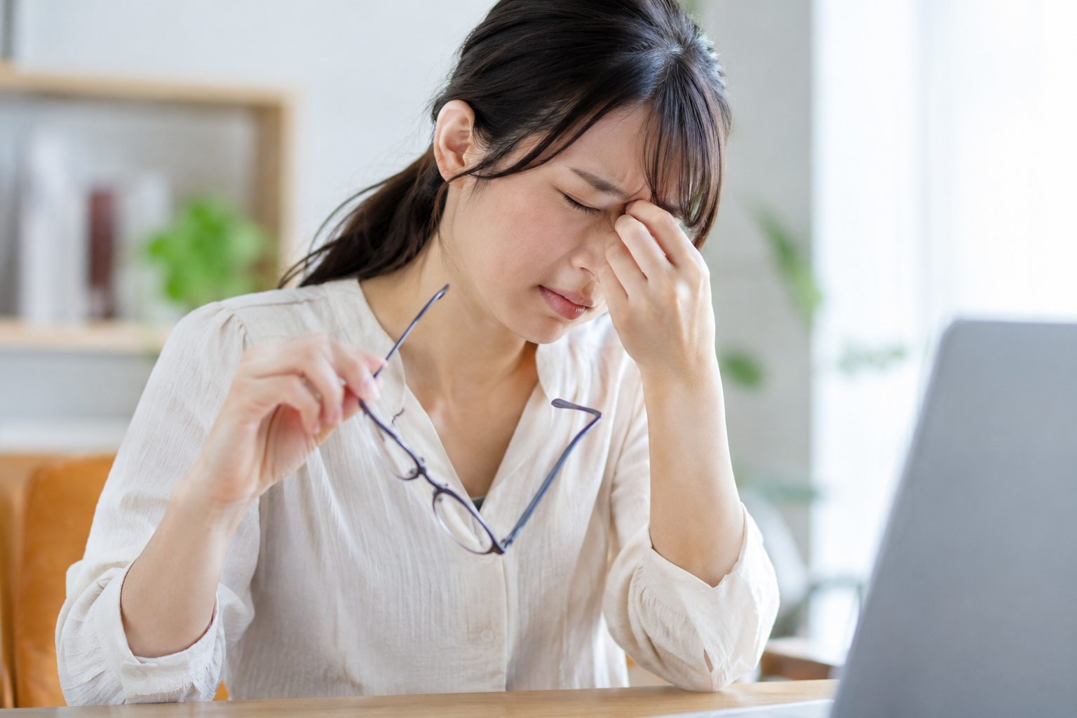 眼精疲労でお悩みの方へ｜京都で鍼灸ならLSK鍼灸コンディショニングサロン